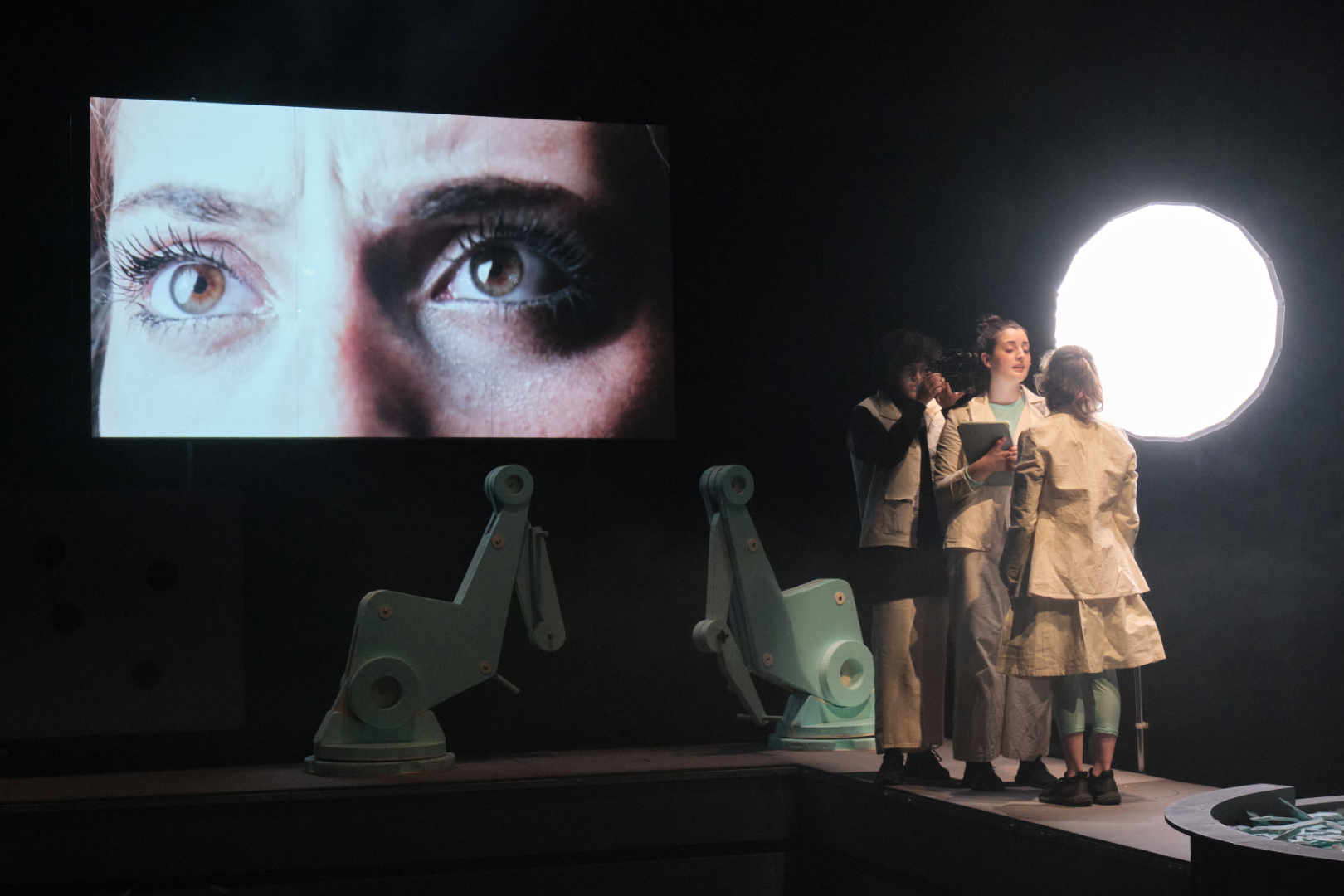 Bora Lá Laborar! - © Susana Neves